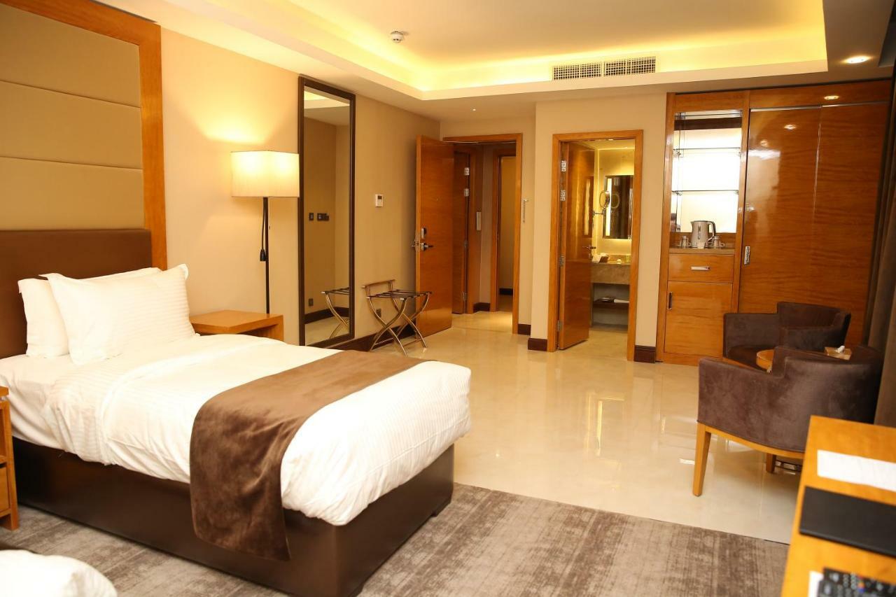 Gloria Hotel Amman Bagian luar foto