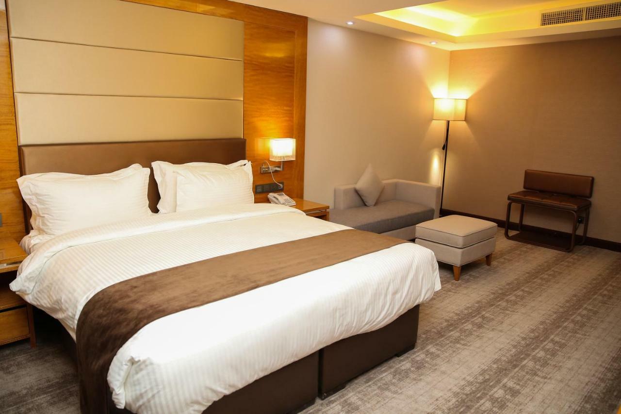 Gloria Hotel Amman Bagian luar foto