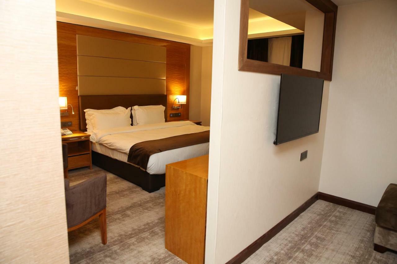 Gloria Hotel Amman Bagian luar foto