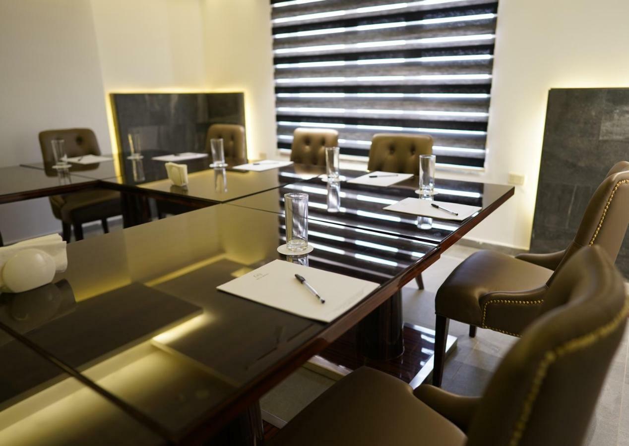 Gloria Hotel Amman Bagian luar foto